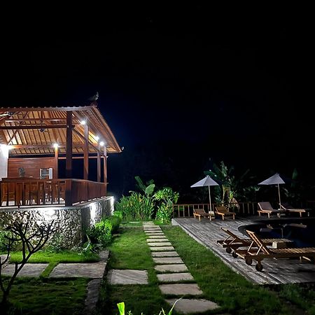 Sunset Hill Lembongan Hotel Exterior photo