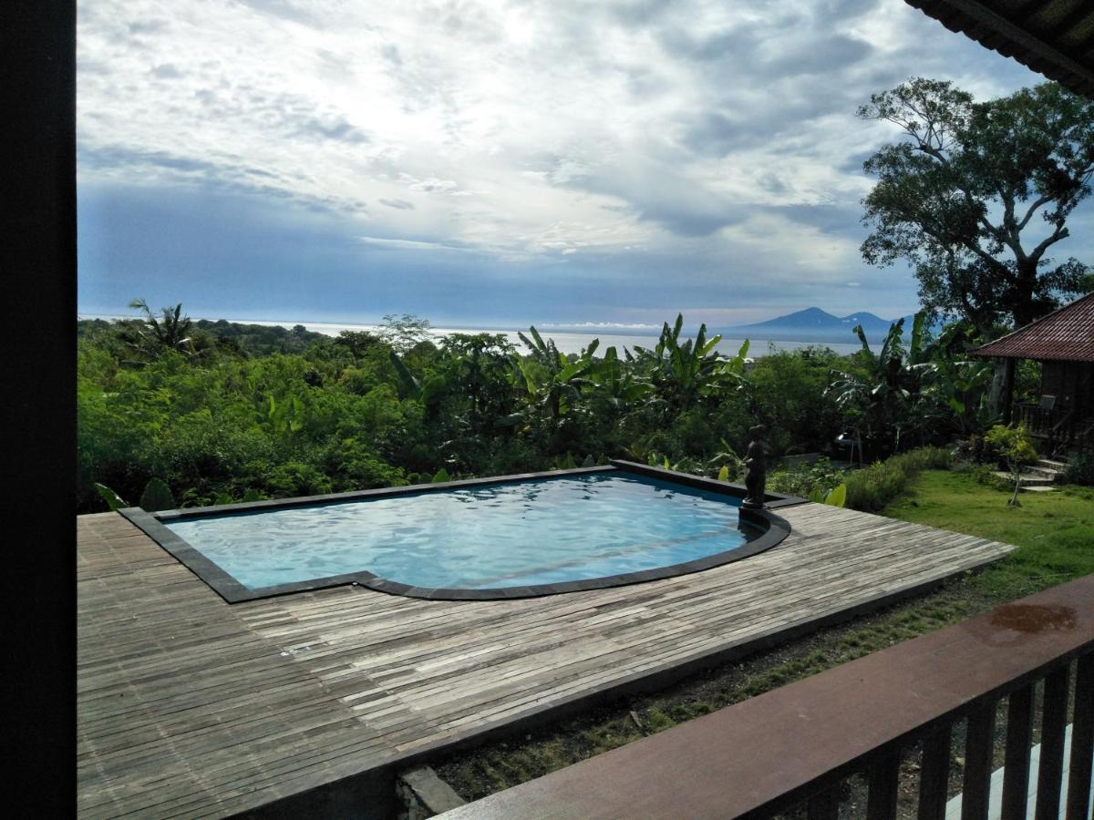Sunset Hill Lembongan Hotel Exterior photo