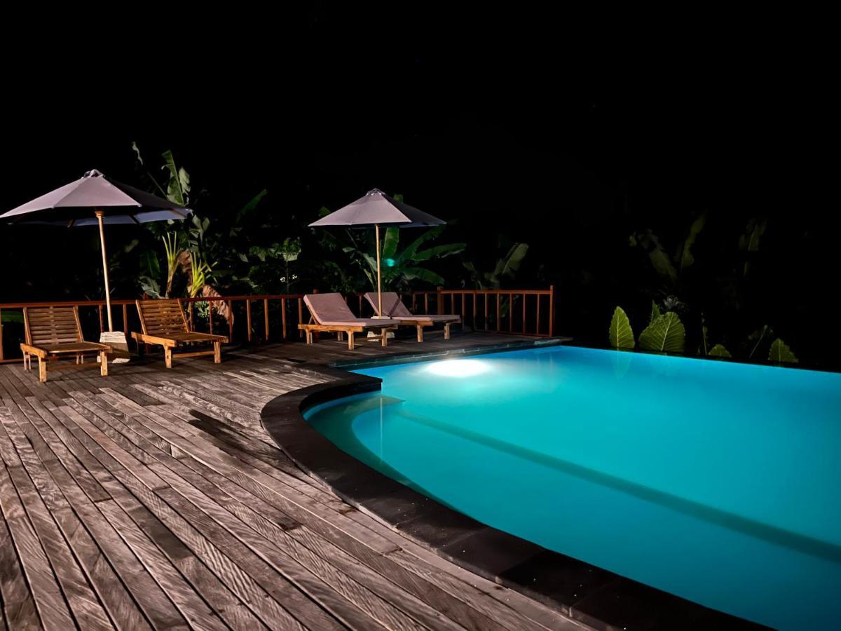 Sunset Hill Lembongan Hotel Exterior photo